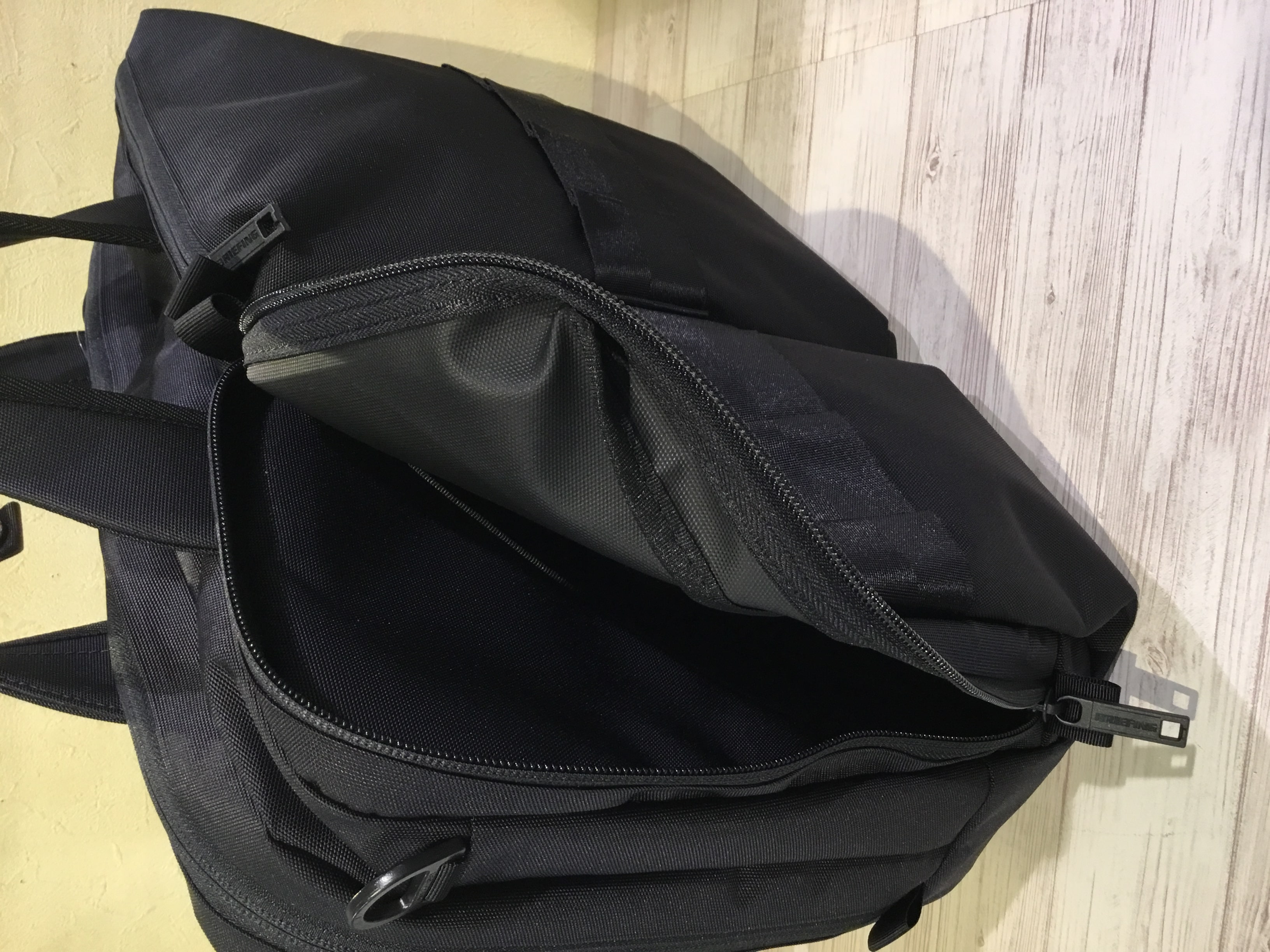 BRIEFING SW LINER(BLACK)｜ イル｜吉祥寺PARCO | ONLINE PARCO