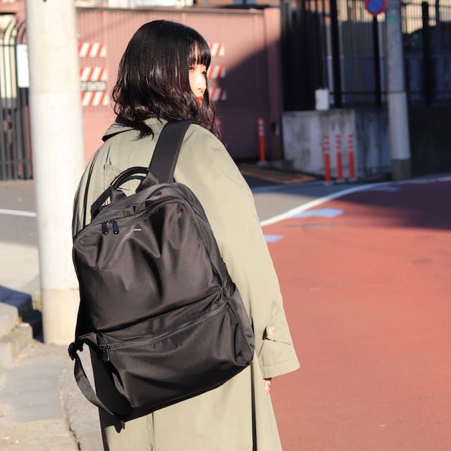 【COMPLETE WORKS】【LIGHTシリーズ】【リュック】【BLACK】【CWD-023】 ブラック