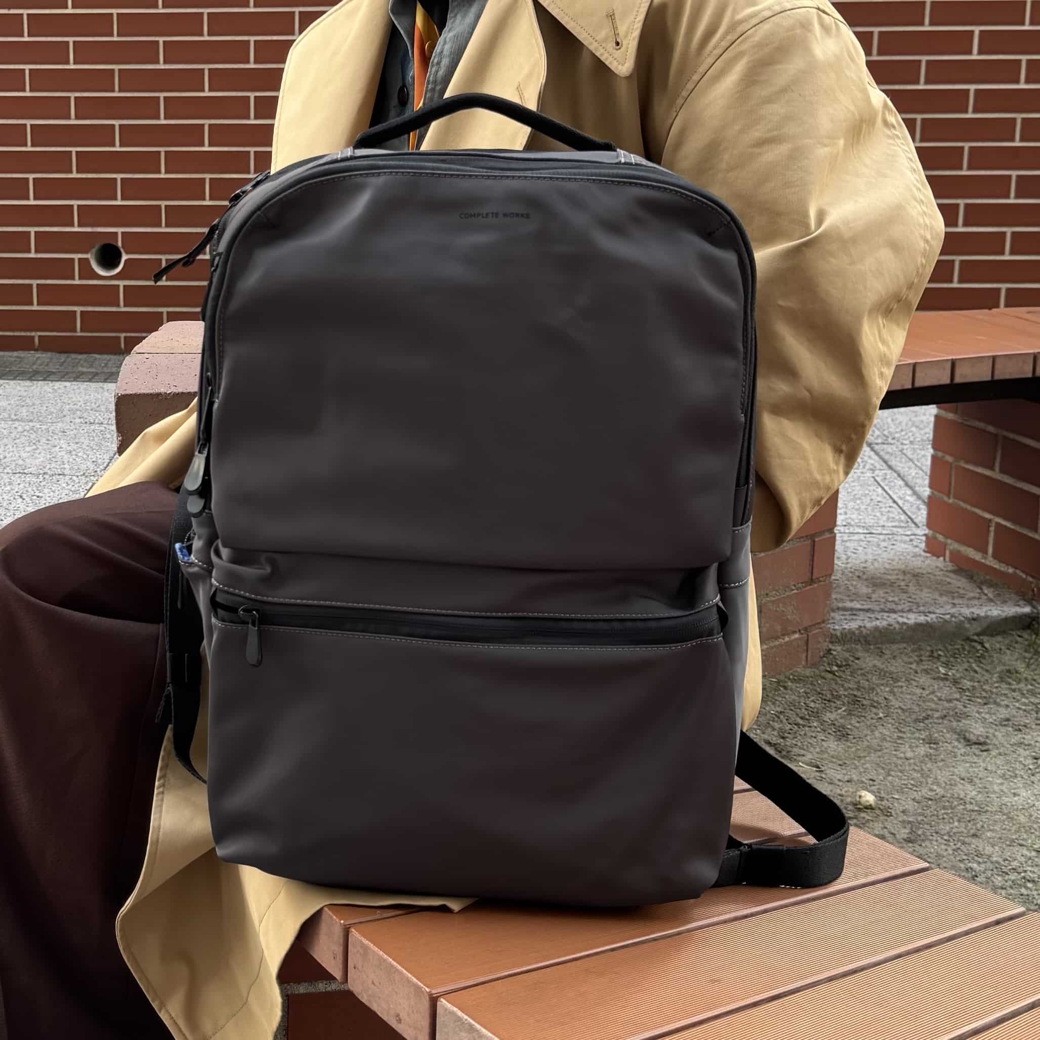 【COMPLETE WORKS】【LIGHT-XLシリーズ】【リュック】【D.GRY】【CWD-030】 グレー