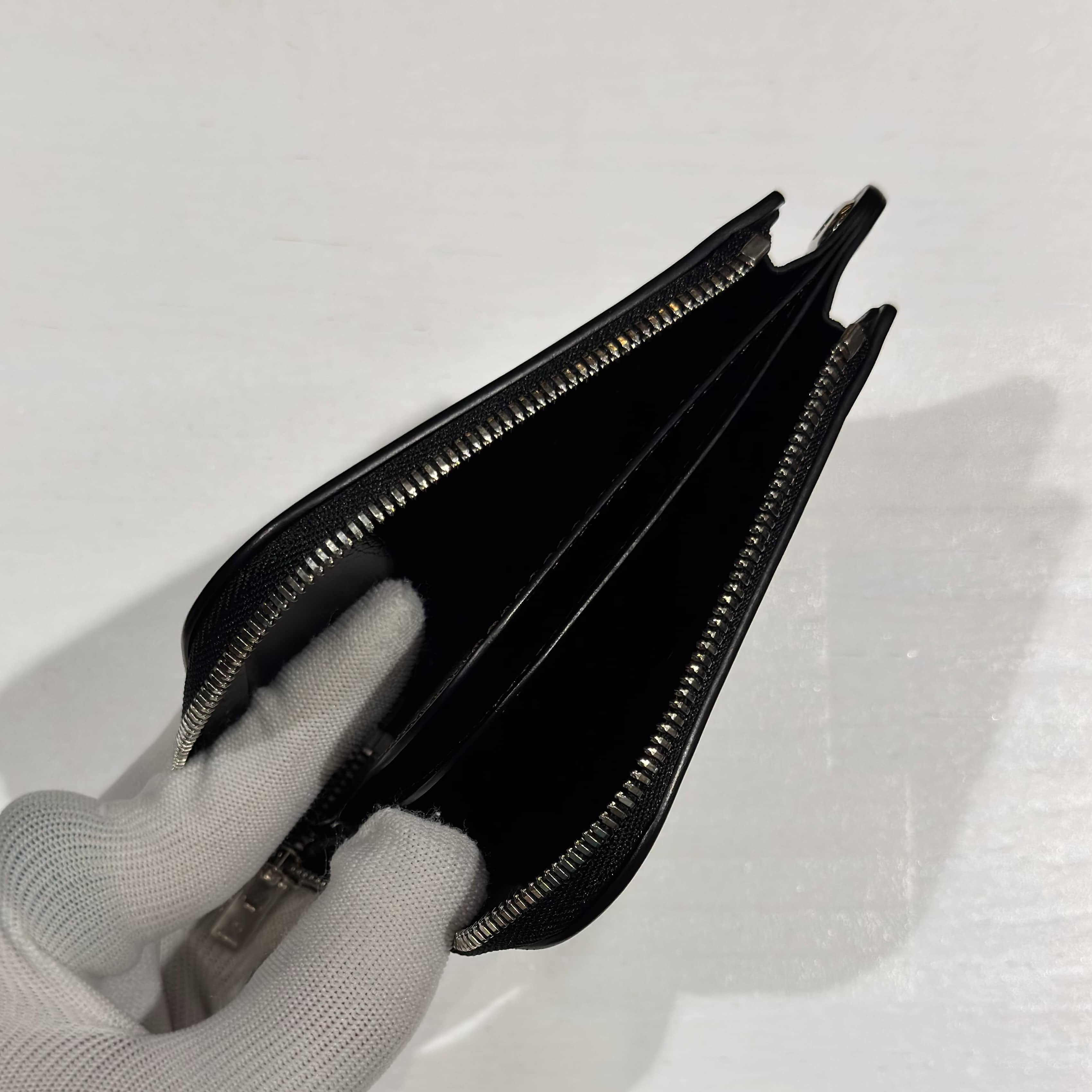【WILDSWANS】【ALARD】【SADDLE　PULL　UP】【BLACK】