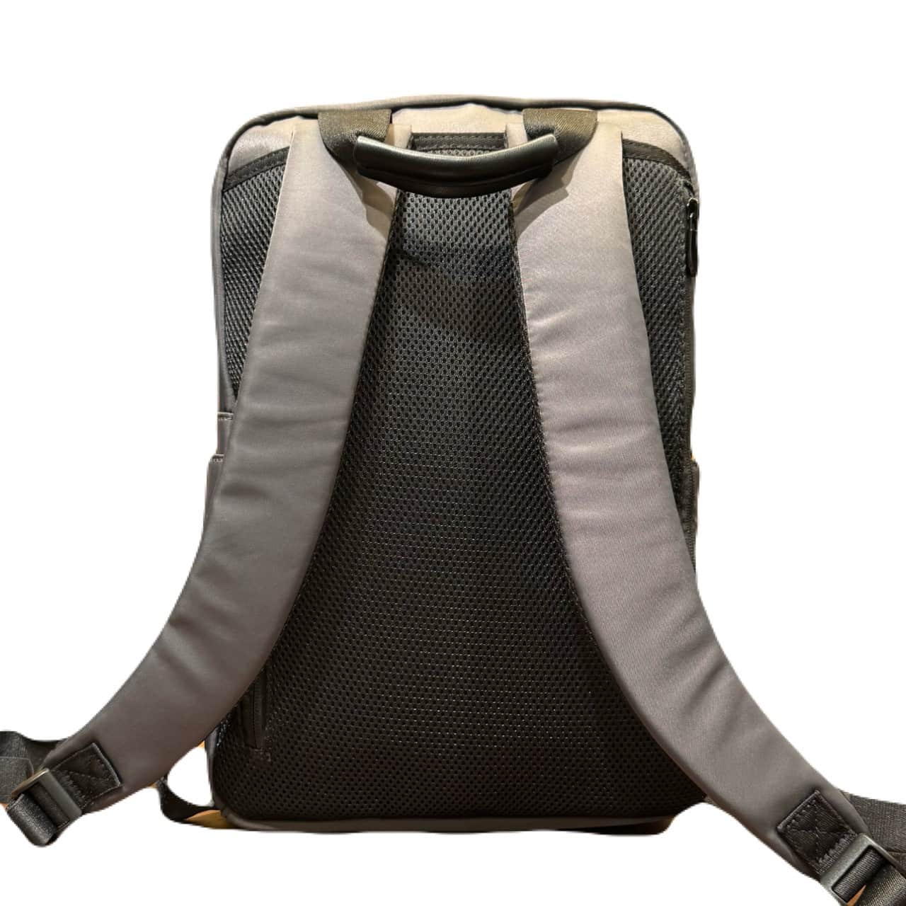 【COMPLETE WORKS】【LIGHTシリーズ】【リュック】【D.GRY】【CWD-022】 グレー