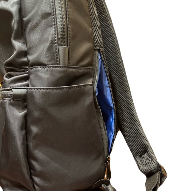 【COMPLETE WORKS】【LIGHTシリーズ】【リュック】【BLACK】【CWD-023】 ブラック