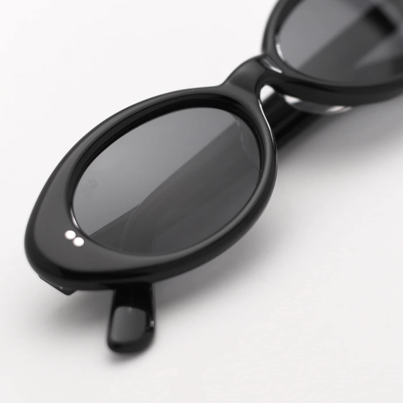 AKILA 26ss "Daisy 2438" Black / Black Black / Black One Size