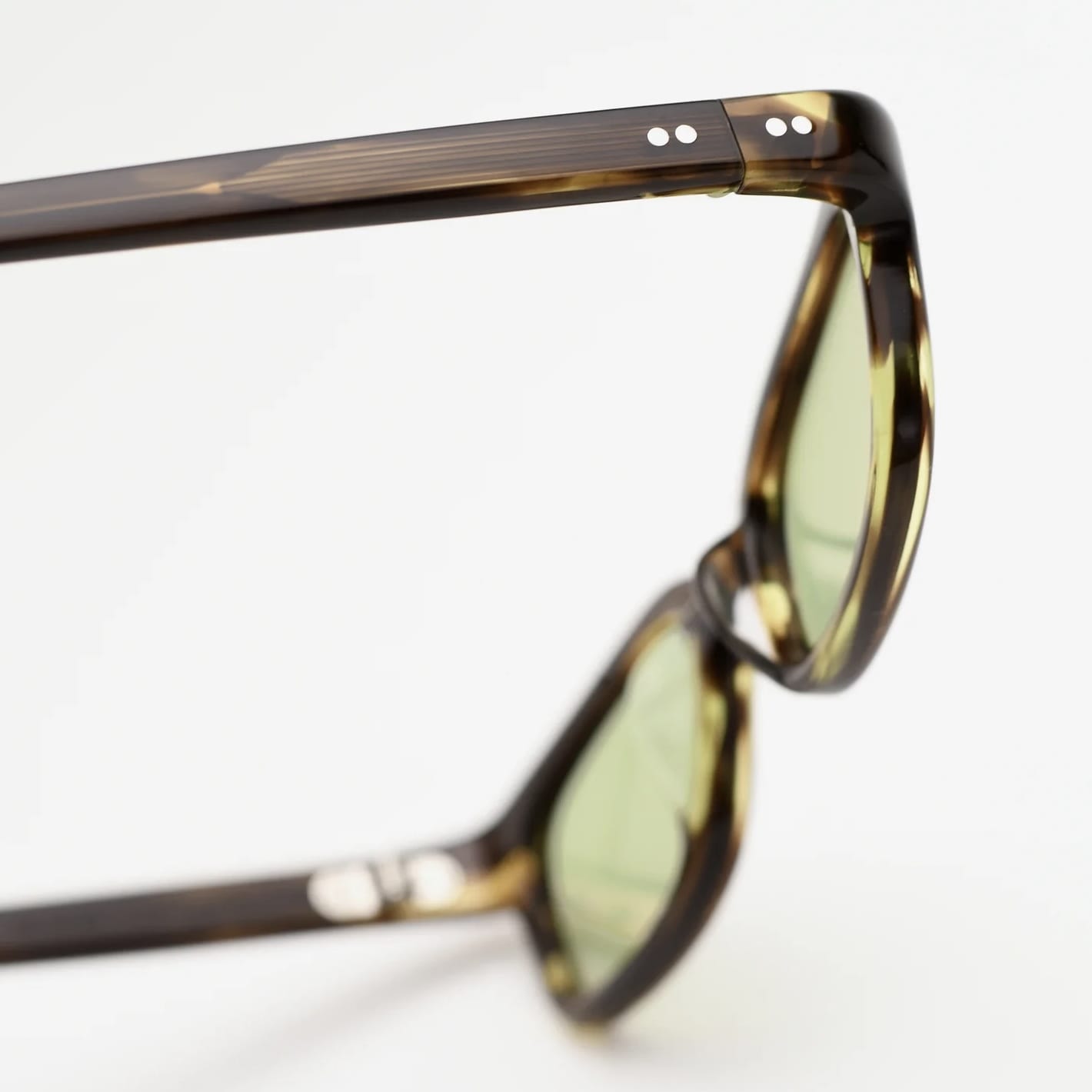 AKILA "Trivia" Olive Havana / Green Olive Havana / Green One Size