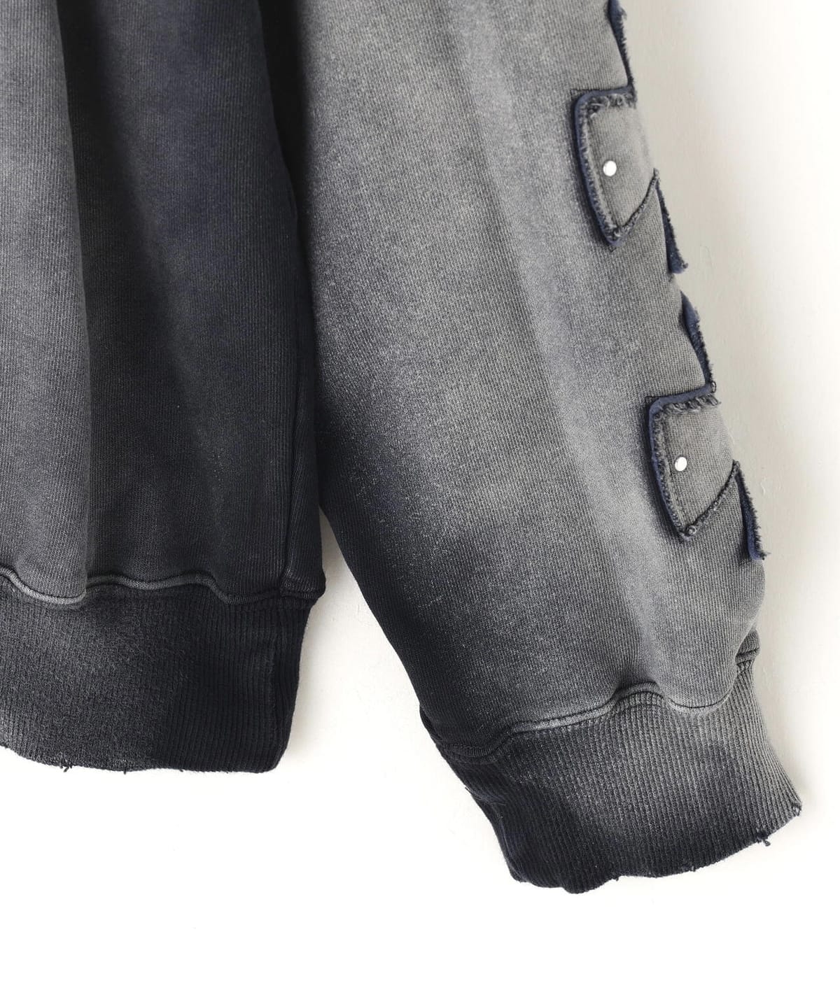 Danke Schon 26ss "Spray Pigment Sweat Crewneck Iron" Black M