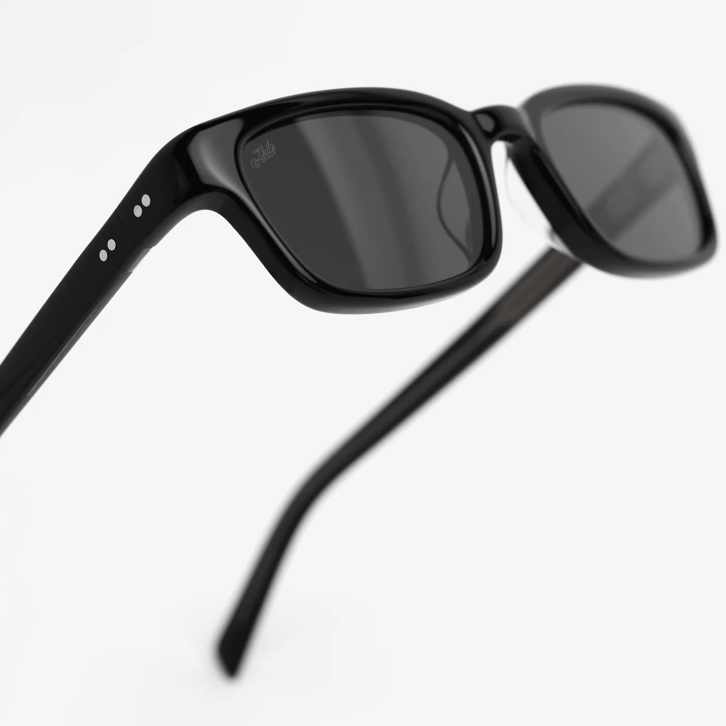 AKILA "Trivia" Black / Black Black / Black One Size