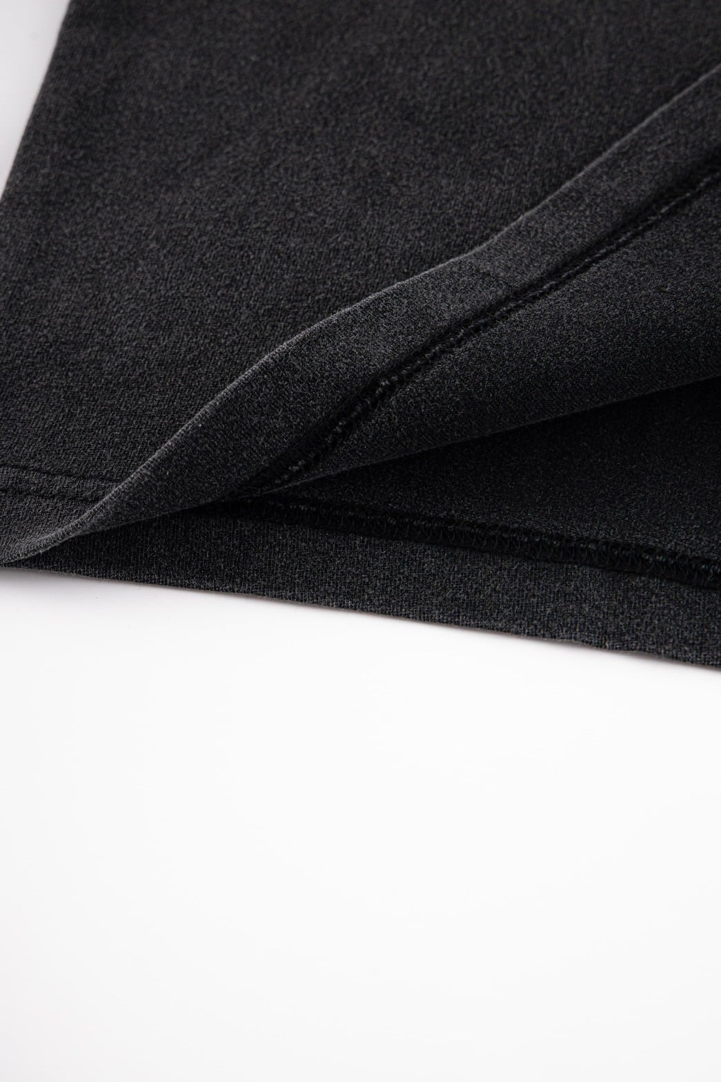 【先行予約 7月上旬発売予定】Unknown 25ss "Outline Cross Rhinestone Tee" Black Black M