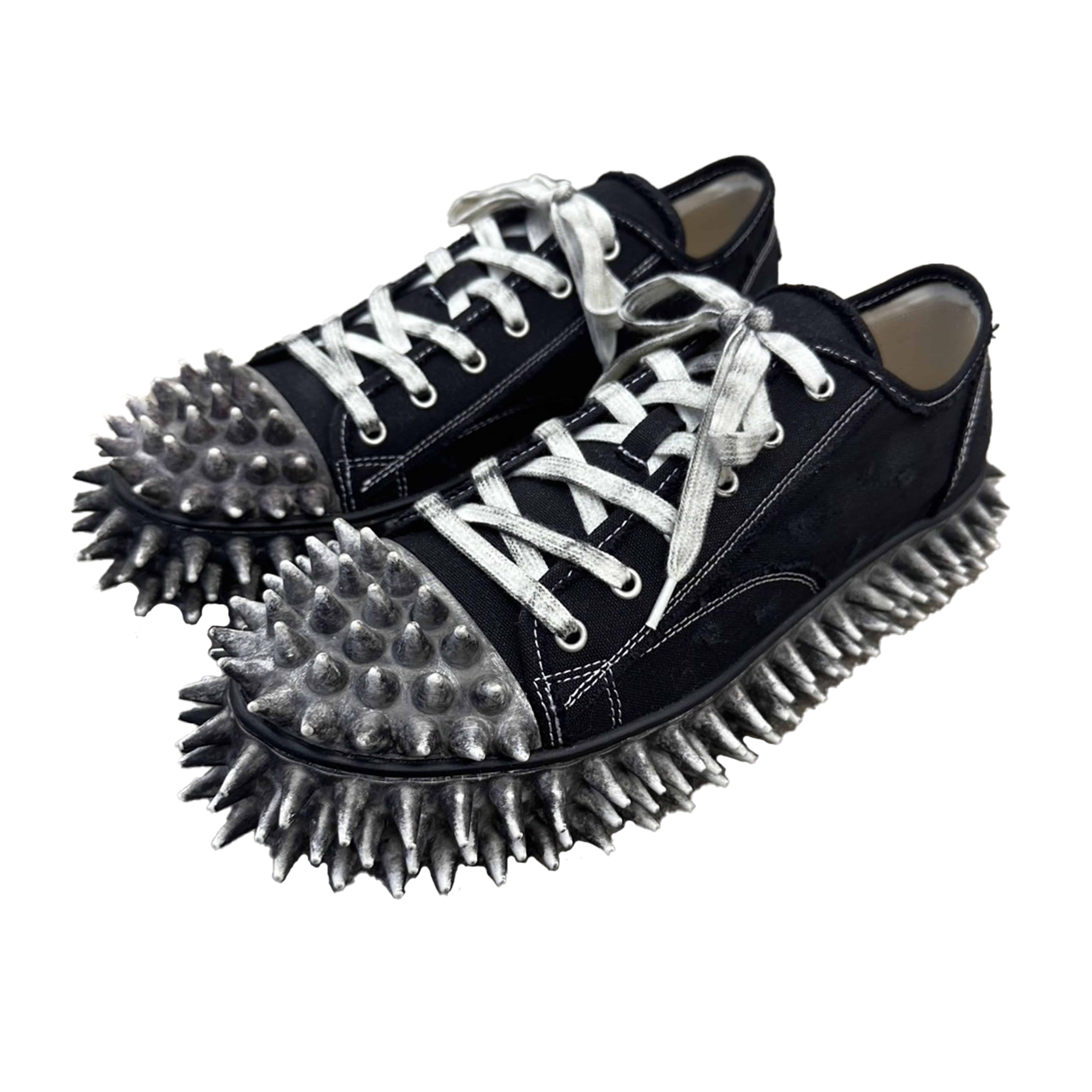 【先行予約 12月13日発売】doublet 26ss "DIRTY SPIKE TOE CAP CANVAS SNEAKER" Black Black 25H