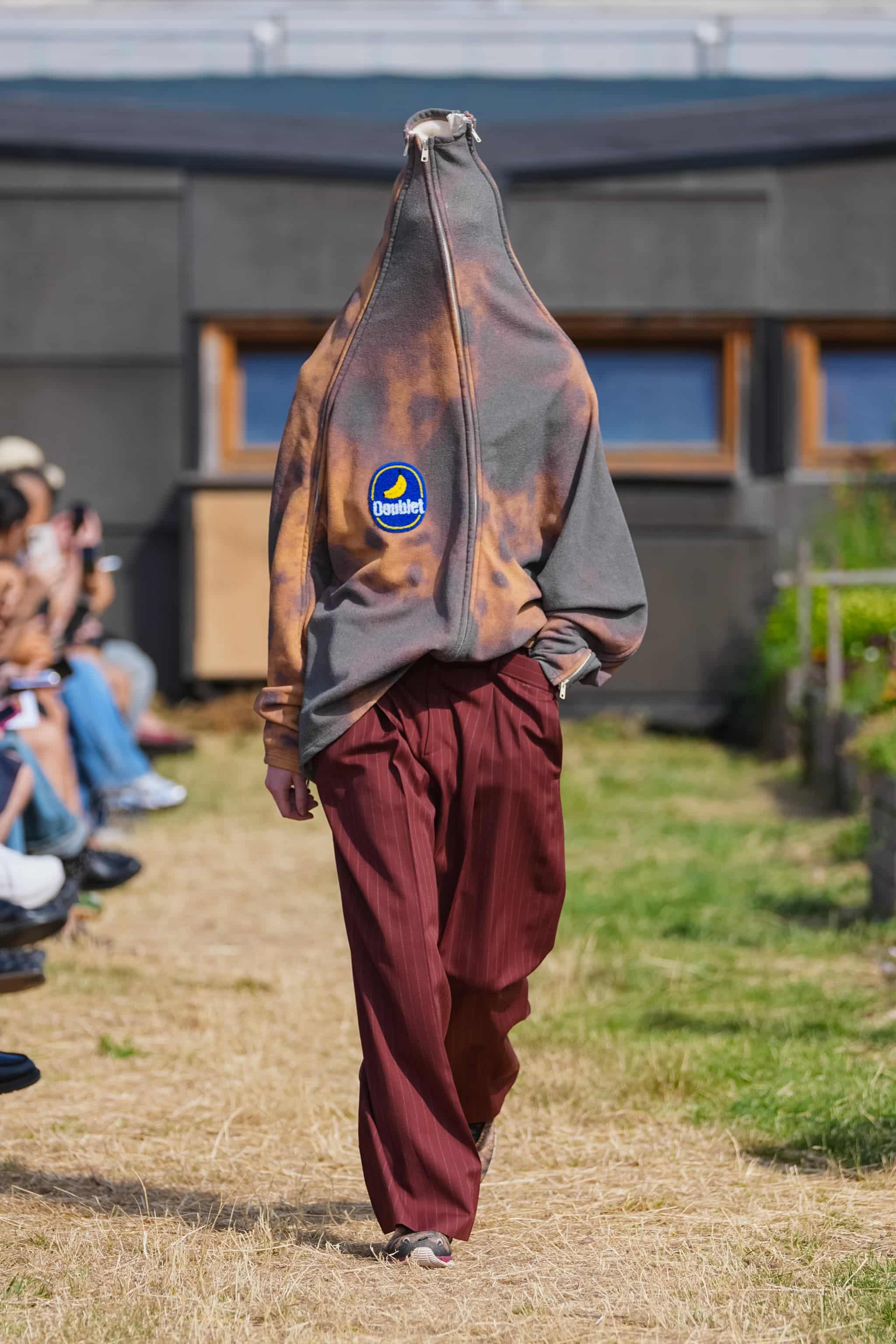 doublet 26ss "PEELABLE BANANA HOODIE" Brown Brown M