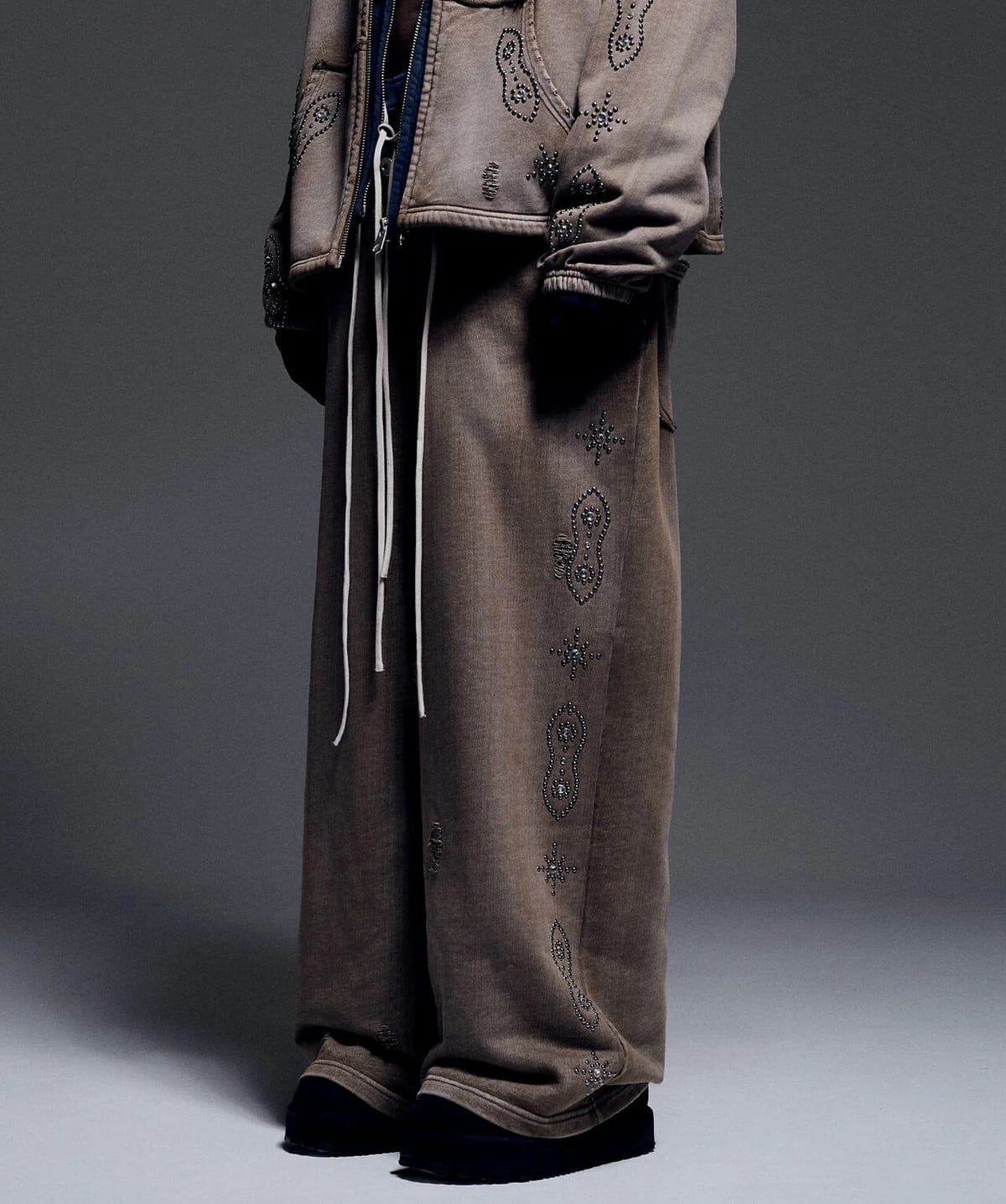 Danke Schon 26ss "Studs Sweat Baggy Pants" Brown Brown S