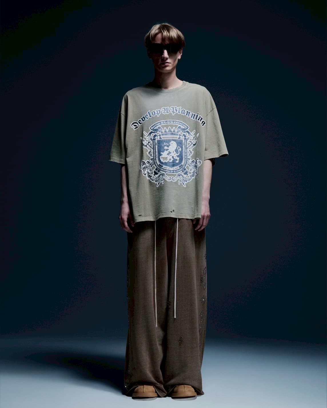 Danke Schon 26ss "Pigment Emblem S/S Tee" Beige Beige M