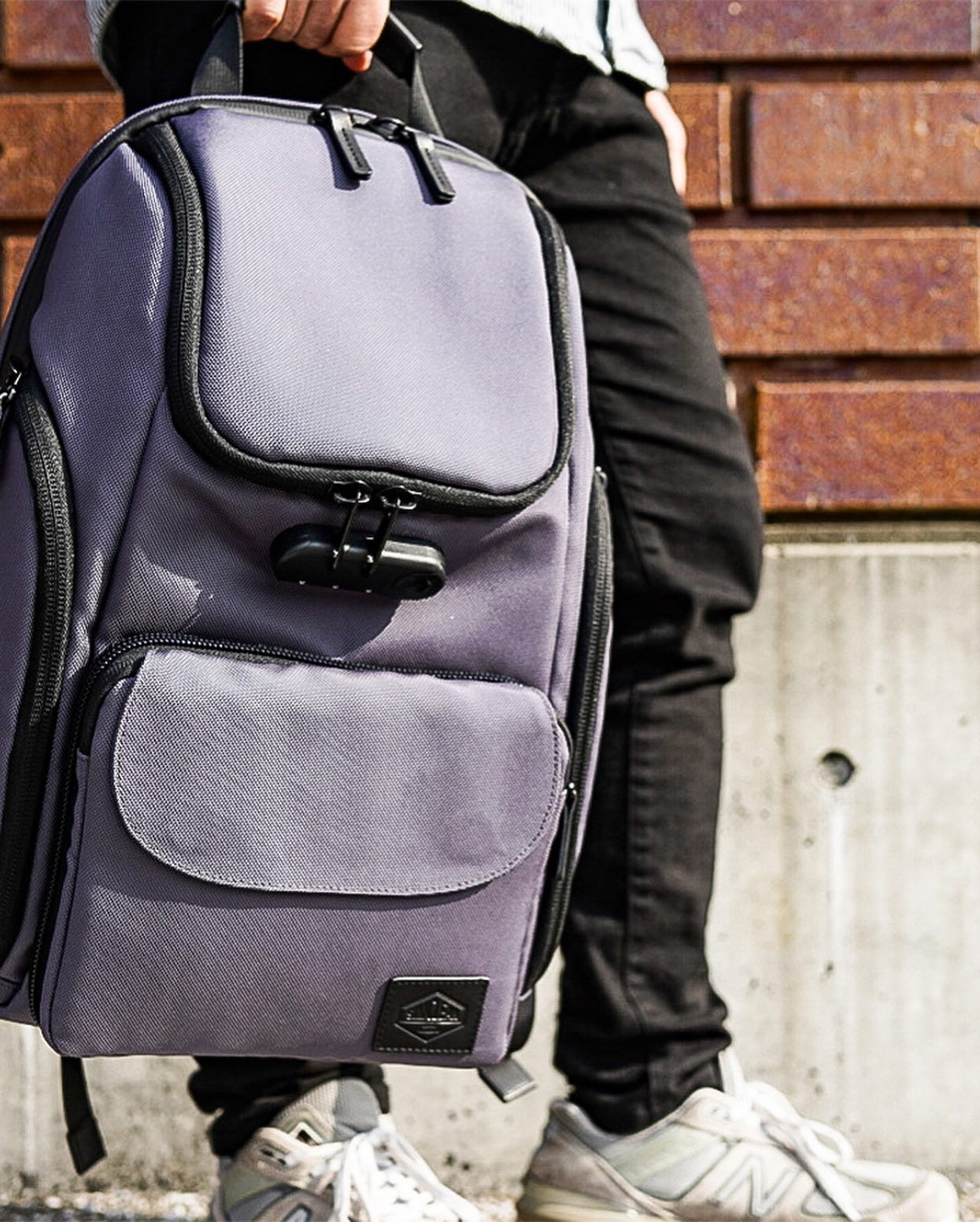 【SIMCLEAR】TUNAGU BAG　２WAYリュック ブラック H44×W30×D16cm