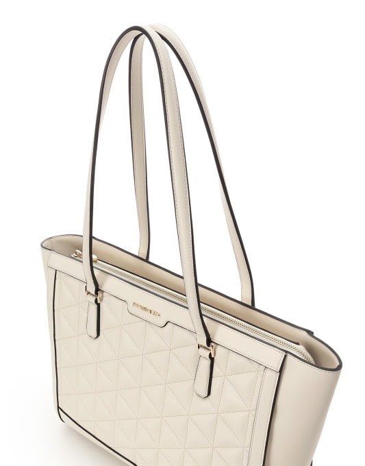 キルティングフェイクレザートートバッグ【オフホワイト】 オフホワイト