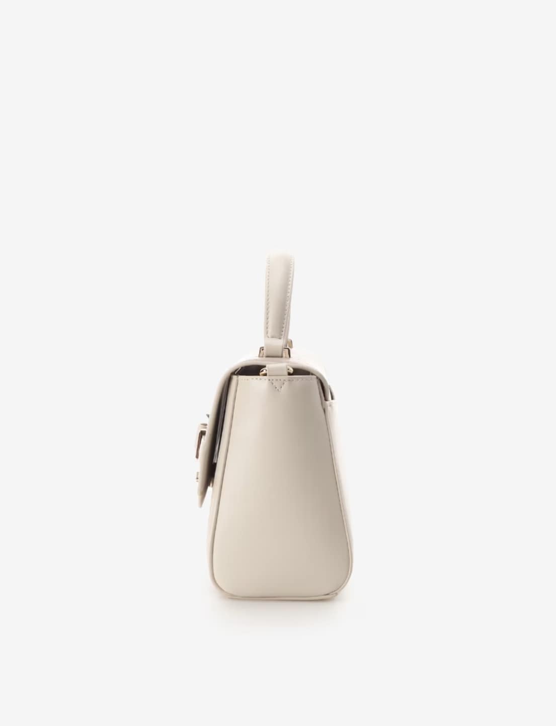 キルティングアクセントリボンショルダーバッグ【ベージュ