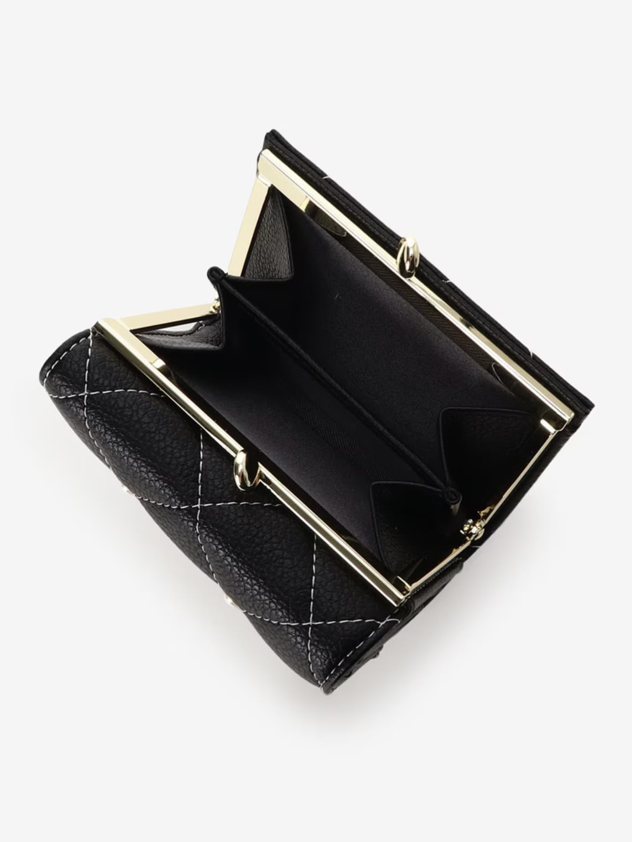 キルティングパールフラッター折財布【ブラック】(ブラック