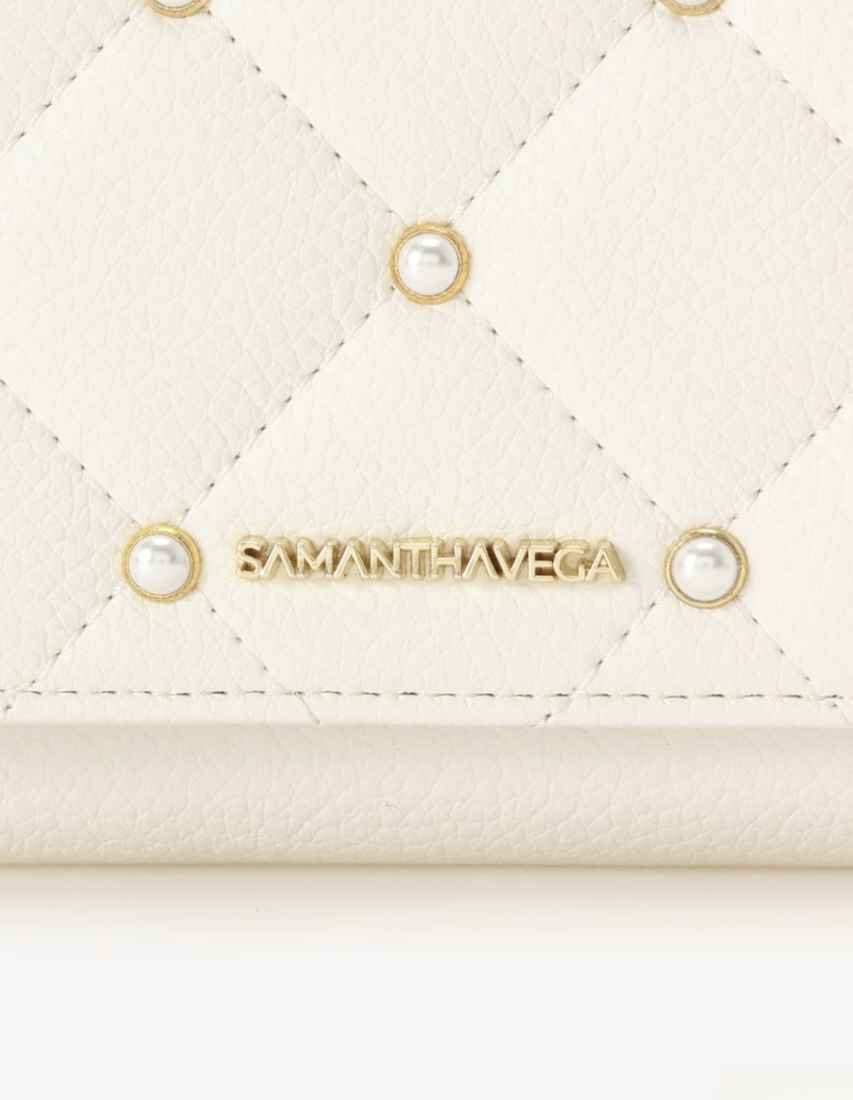 キルティングパールフラッター折財布【ホワイト】 ホワイト