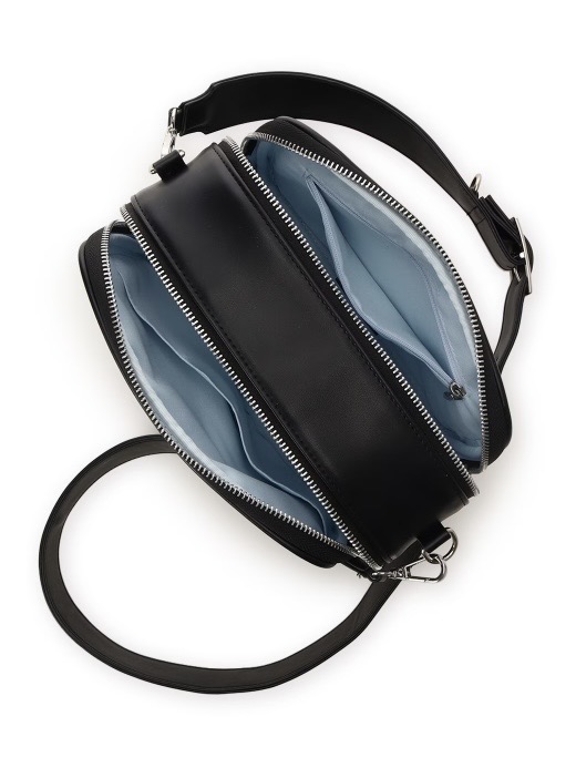 トラベルショルダーバック【ブラック】 ブラック