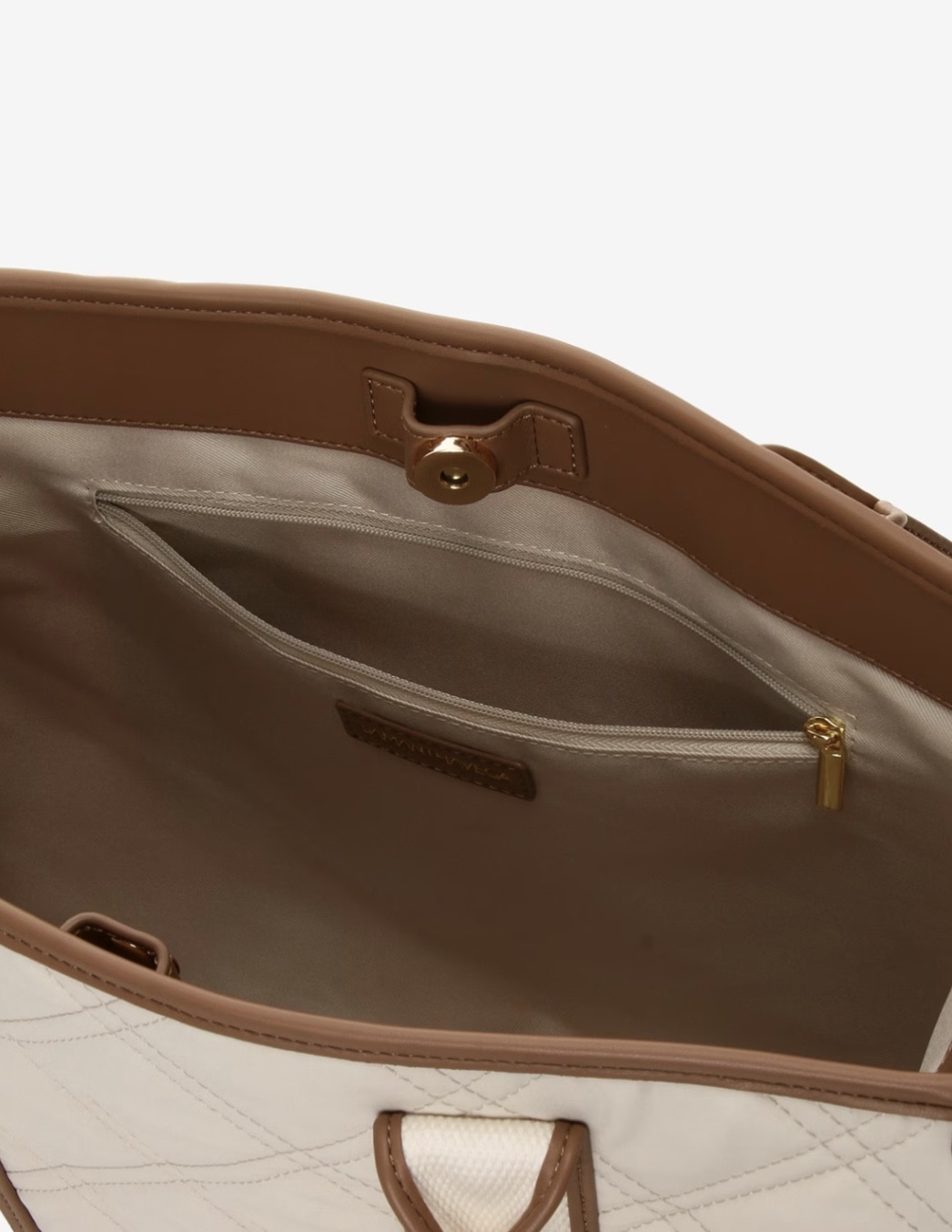 ロゴテープキルティングA4トートバッグ【ホワイト】 ホワイト