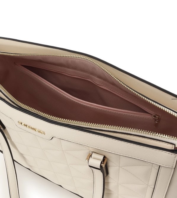 キルティングフェイクレザートートバッグ【オフホワイト】 オフホワイト