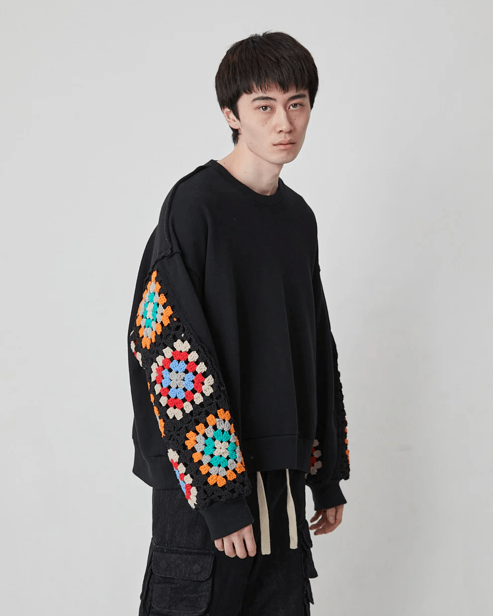 DISCOVERED/ディスカバード/CROCHET SLEEVE SWEAT