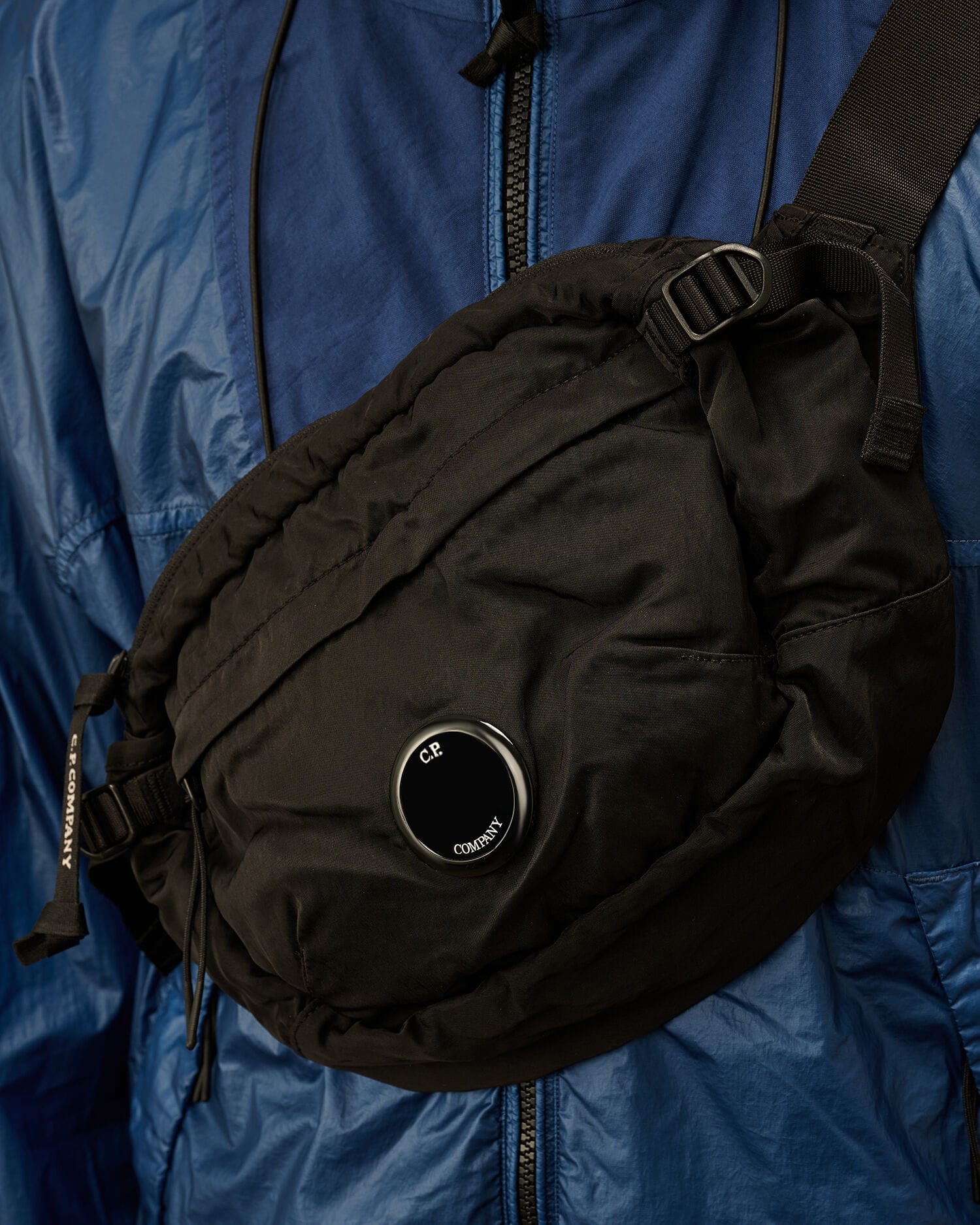 C.P. COMPANY/シーピーカンパニー/NYLON B CROSSBODY PACK BLACK FREE