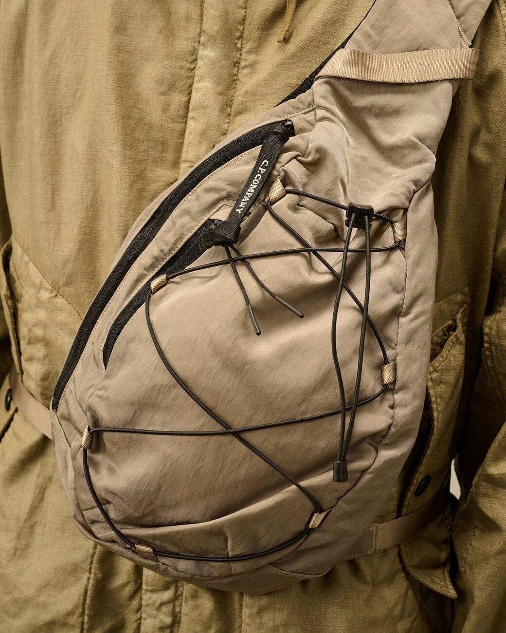 C.P. COMPANY/シーピーカンパニー/NYLON B CROSSBODY RUCKSACK C.P. COMPANY/シーピーカンパニー/NYLON B CROSSBODY RUCKSACK