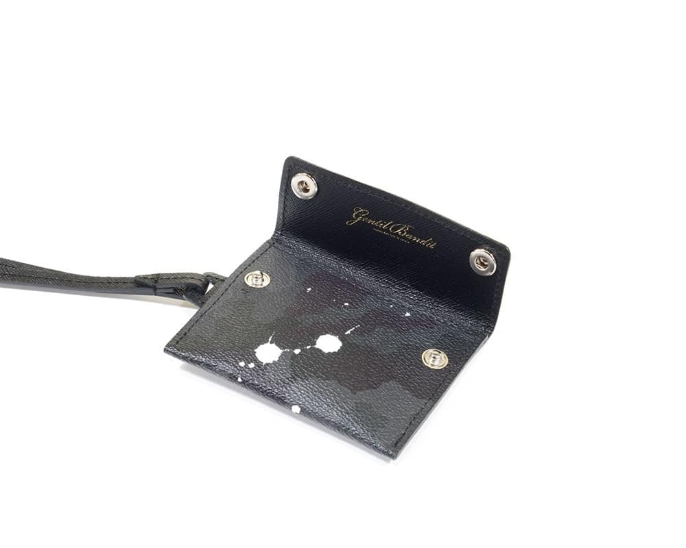 GENTIL BANDIT/ジャンティバンティ/ネックスマートウォレット ブラックカモ F