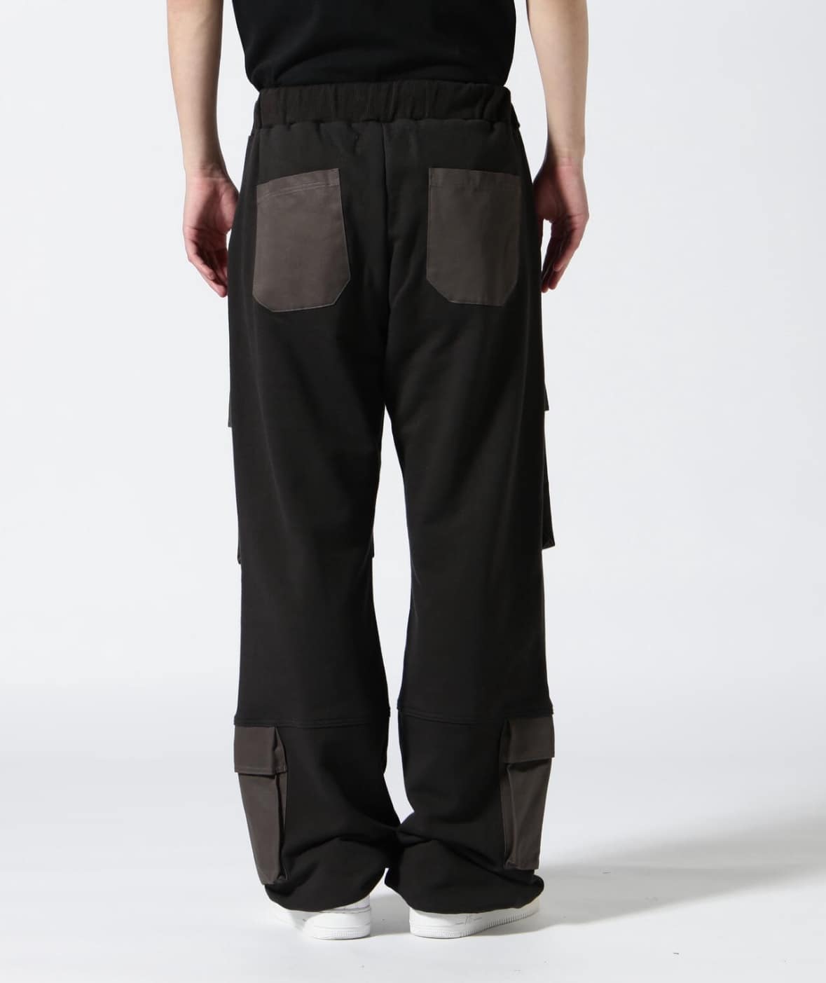 ON THE TURF/オン ザ ターフ/SWEAT カーゴ CHARCOAL GRAY S