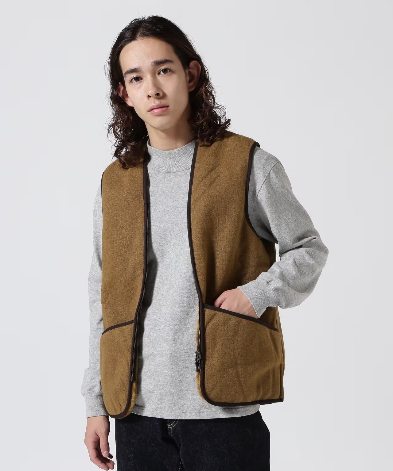 BARBOUR/バブアー/フロントジップファーライナーベスト（レギュラーフィット） BROWN 42