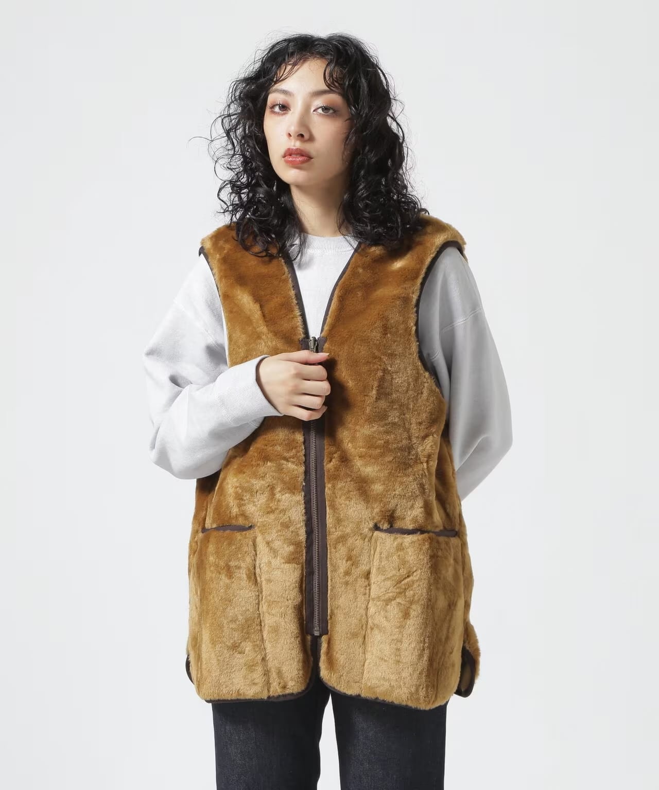 BARBOUR/バブアー/フロントジップファーライナーベスト（レギュラーフィット） BROWN 38