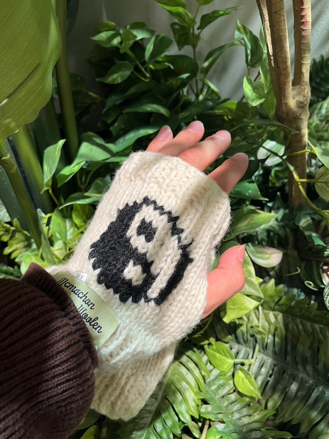 MacMahon Knitting Mills Hand Warmer - Yin＆Yang(FREE BLACK
