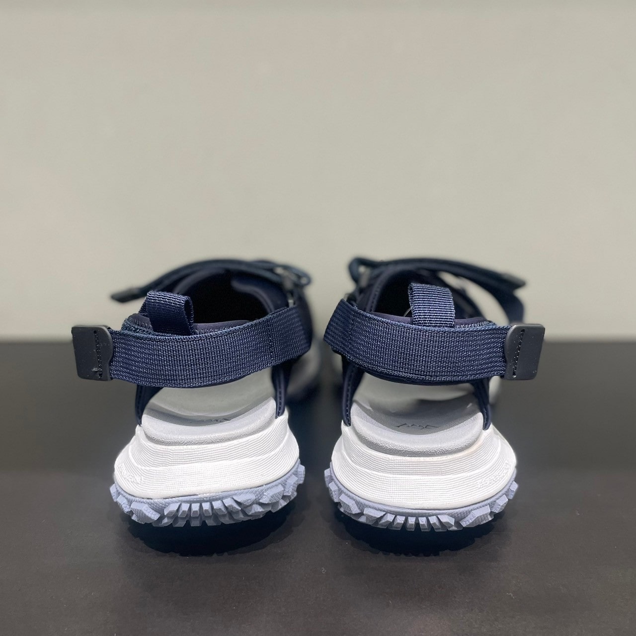 CMFOUTDOORGARMENT/シーエムエフアウトドアガーメントAPPROACH 02 SANDAL NAVY 26cm