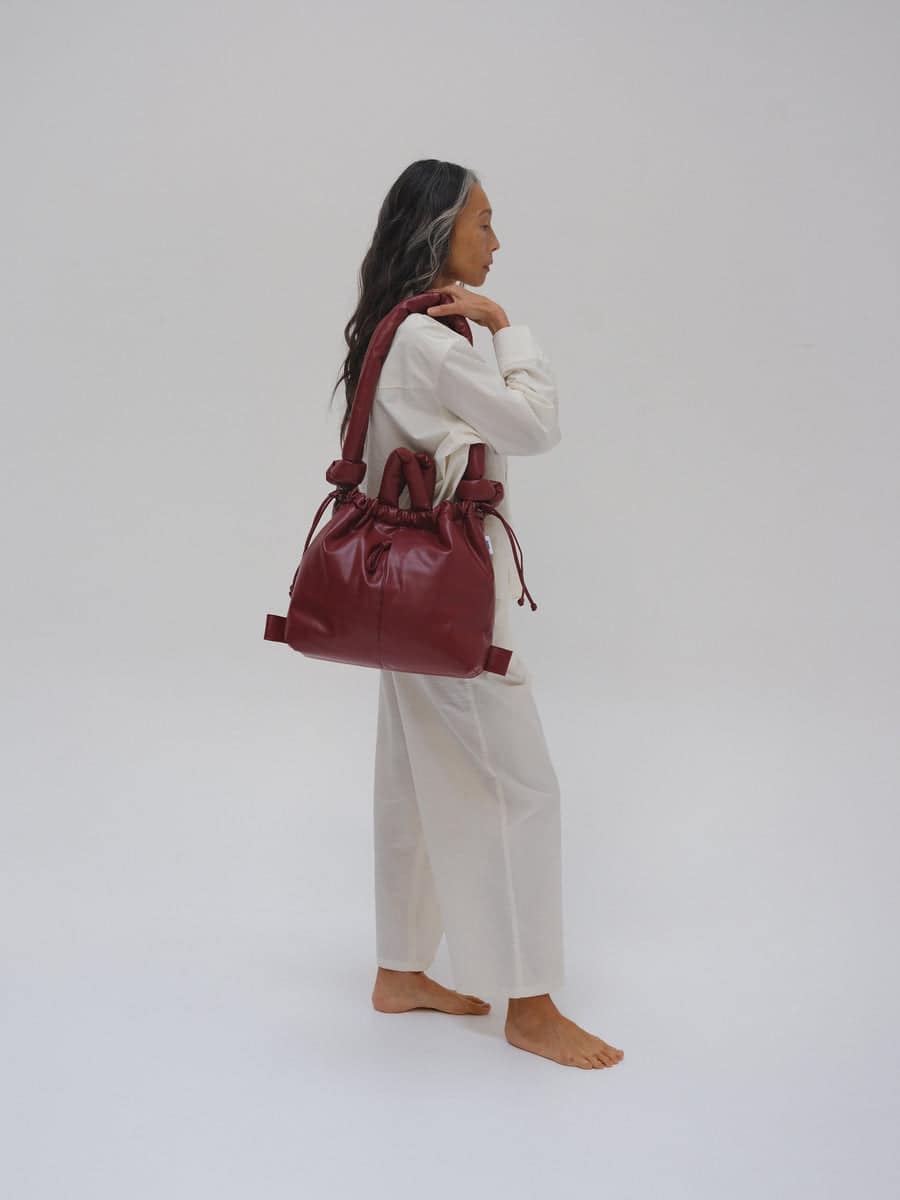 OLEND/オレンド/Ona Vegan Leather Bag オナヴィーガンレザーバッグ Cherry Red 19L