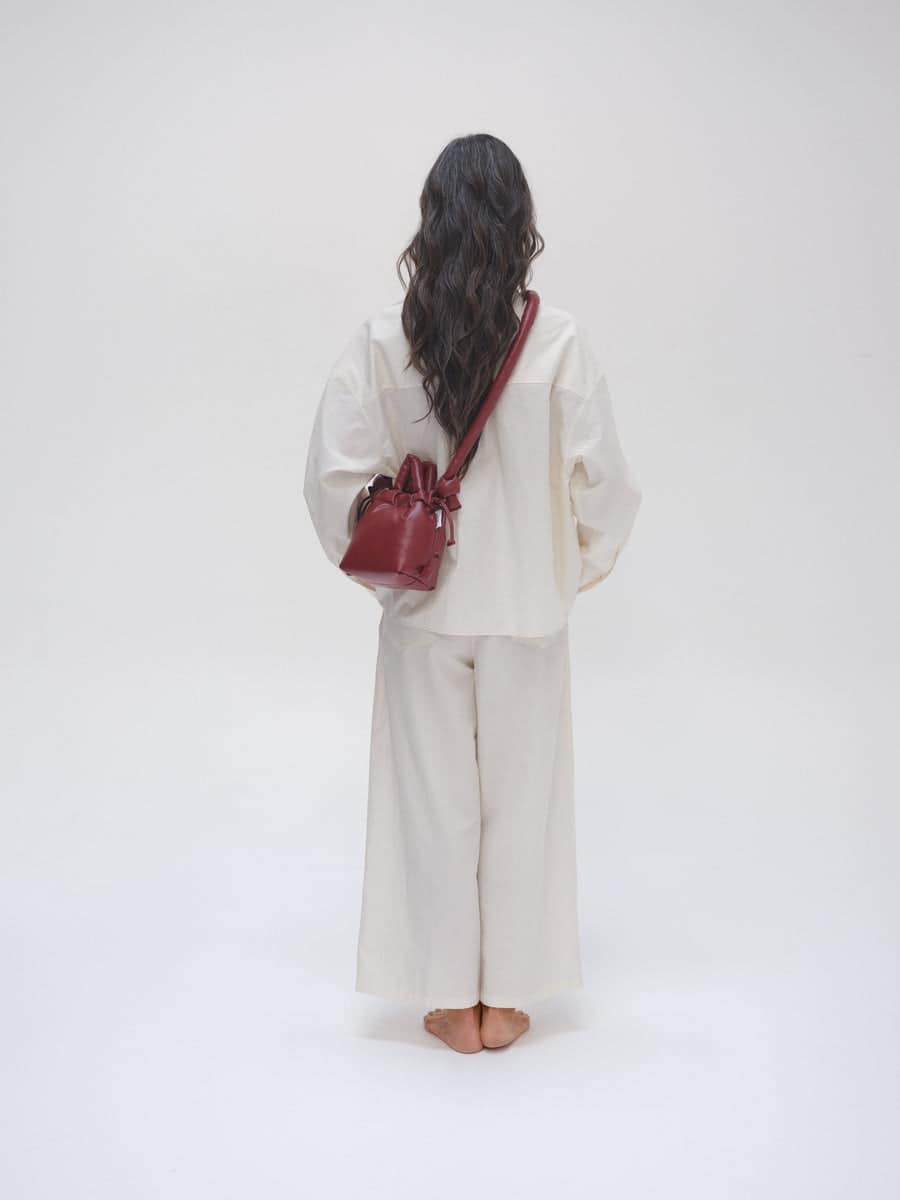 OLEND/オレンド/Micro Ona Vegan Leather Bag Cherry Red