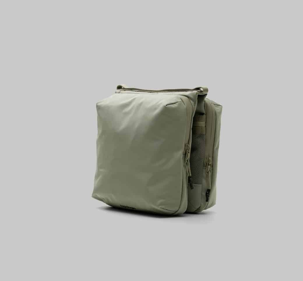 Topologie/トポロジー/Cassette Sacoche Medium -Moss/TechSateen-- Moss /Tech Sateen Medium