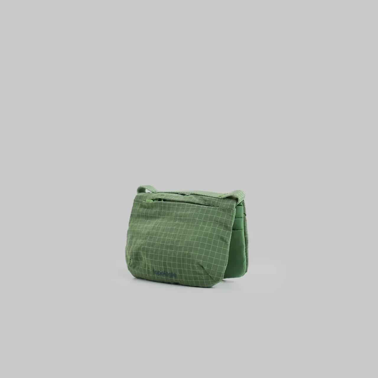Topologie/トポロジー　Card Sacoche（カード サコッシュ) -GREEN- Ivy Green/Vintage Ripstop 0.3L