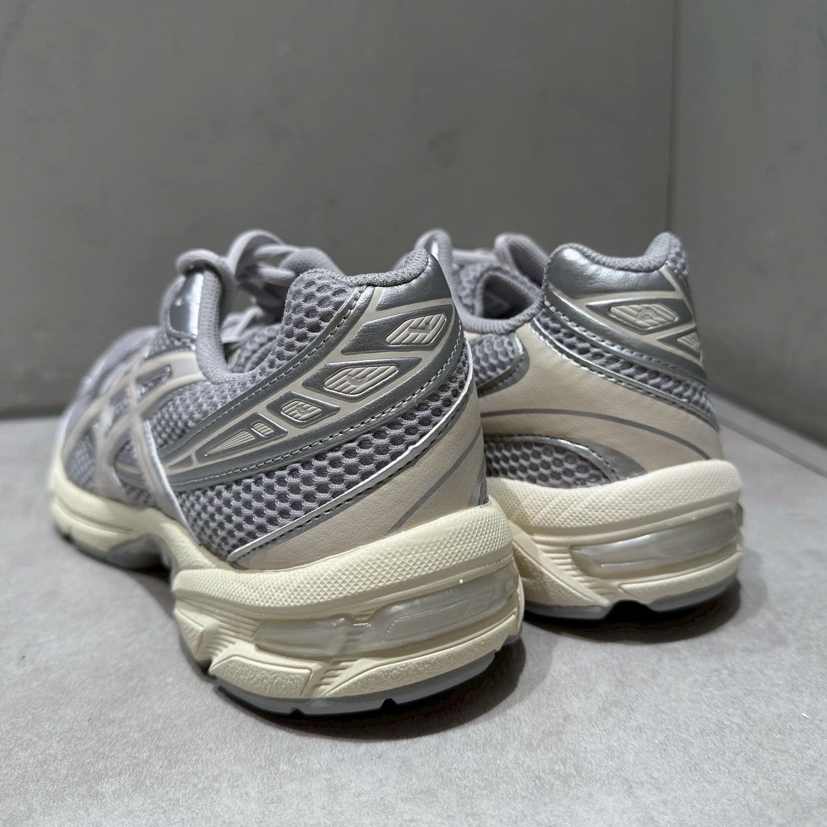 ASICS/アシックス/GEL-1130 CLOUD GREY/OATMEAL CLOUD GREY/OATMEAL 23cm