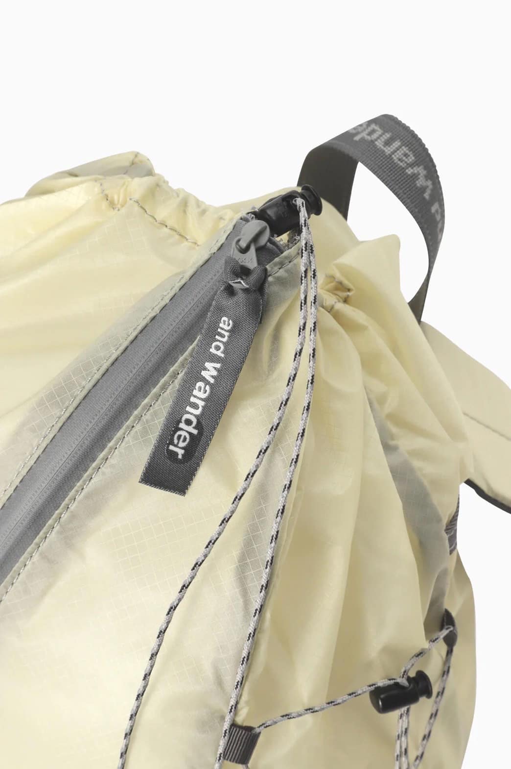 and wander/アンドワンダー/sil daypack/シルデイバッグ WHITE 18L
