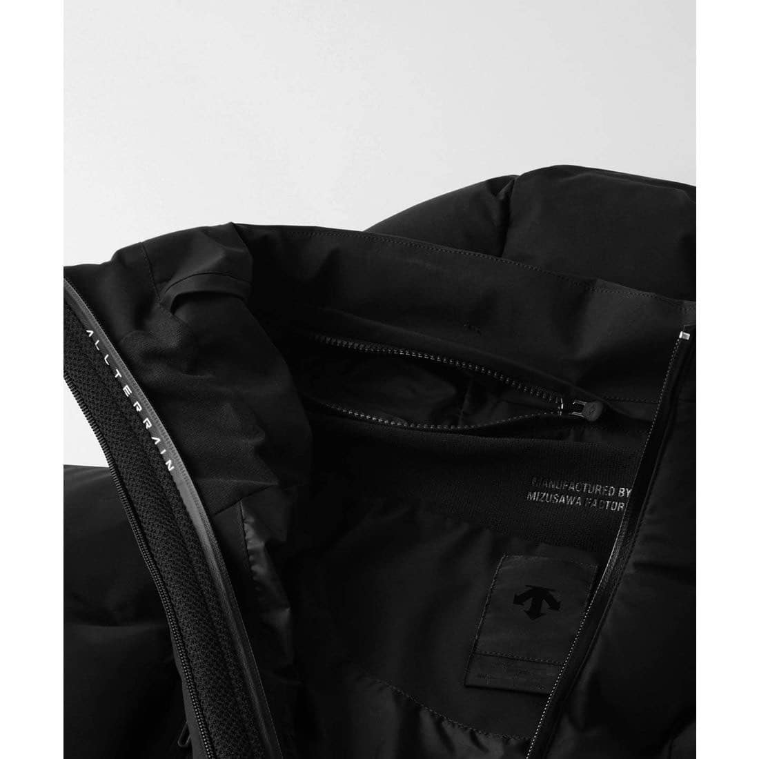 DESCENTE ALLTERRAIN/デサントオルテライン 水沢ダウンオーバーサイズ“マウンテニア　25AW BLACK S