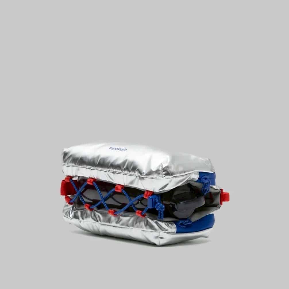 topologie トポロジー ショルダーバッグ ボトルサコッシュ シルバー❀ Bottle Sacoche ボトルサコッシュ / Chrome (Metallic) / Bungee