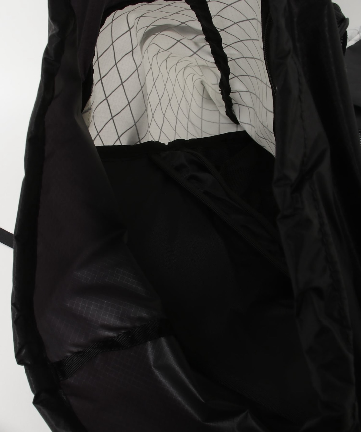 and wander/アンドワンダー/ECOPAK 30Lbackpack WHITE FREE