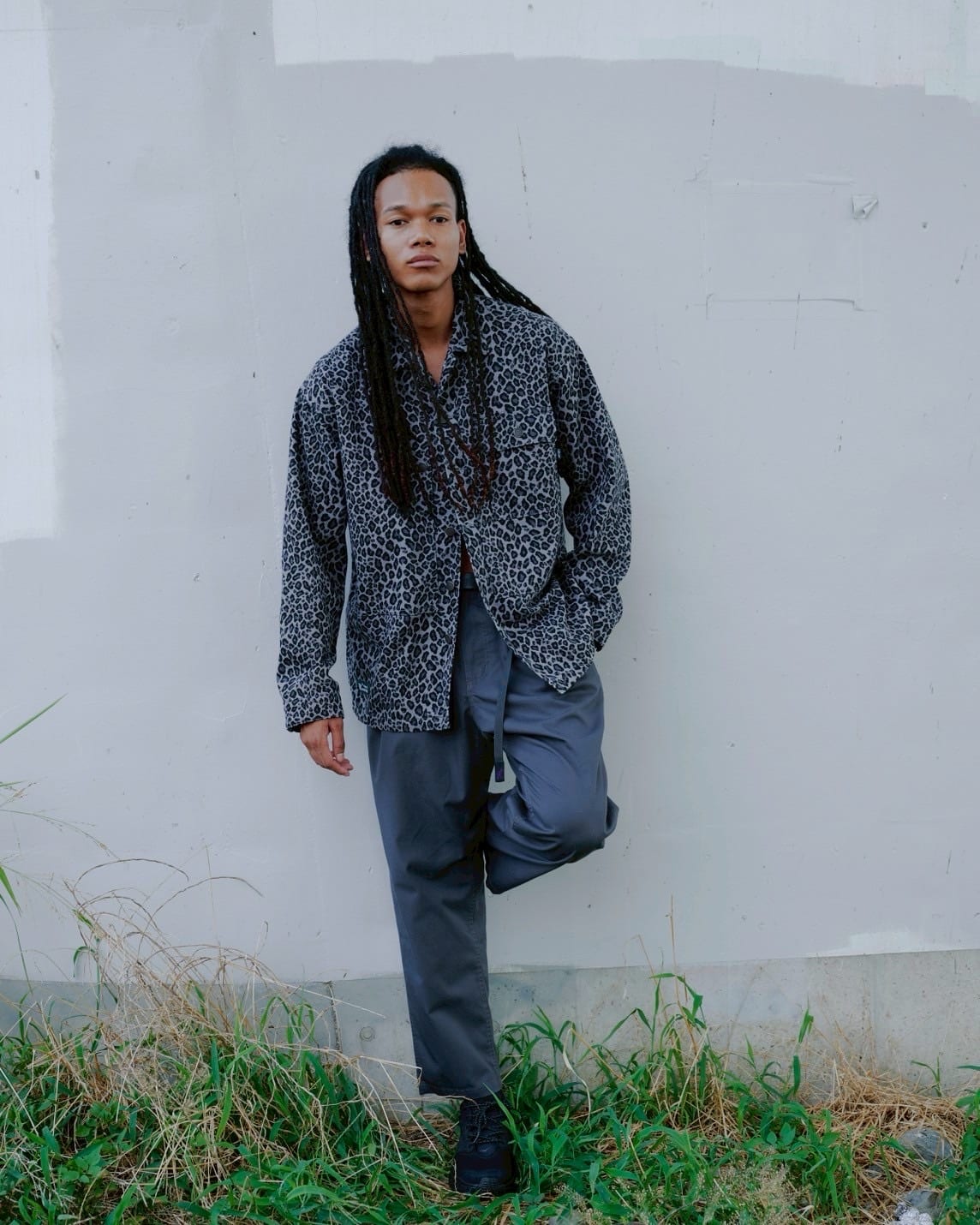 Gramicci/BEAVER別注TUCK T/C TWILL PANTS　別注タックT/Cツイルパンツ CHARCOL S