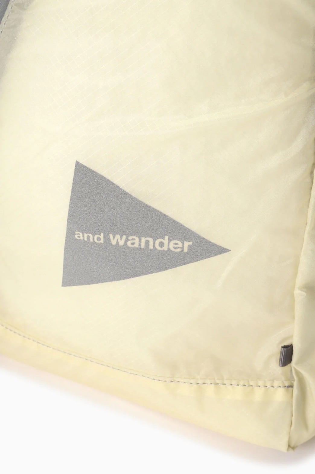 and wander/アンドワンダー/sil daypack/シルデイバッグ WHITE 18L