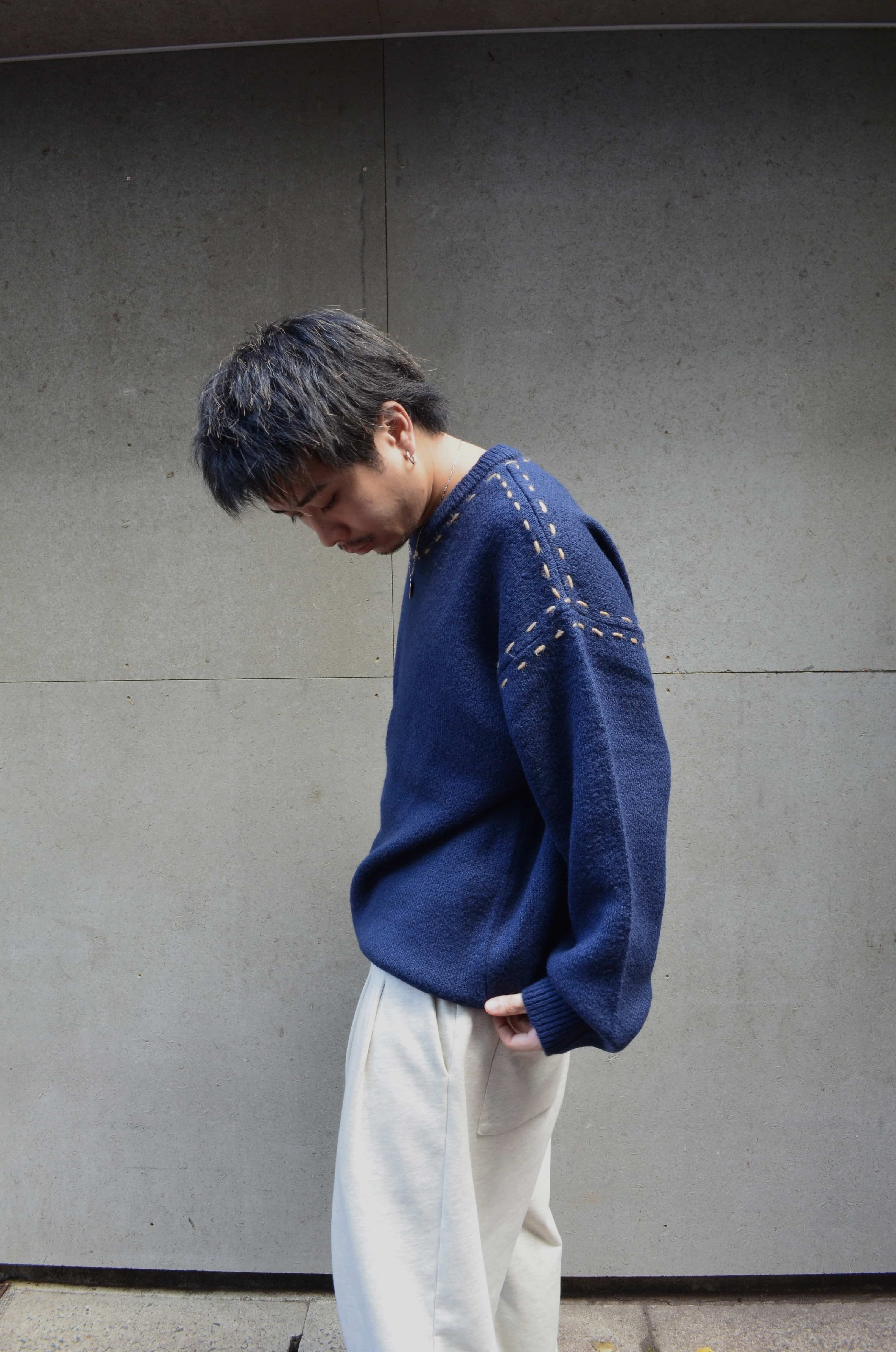 B omnivore/ビーオムニボー/BO アクリル起毛KNIT HAND CREW ニット　ステッチ NAVY M