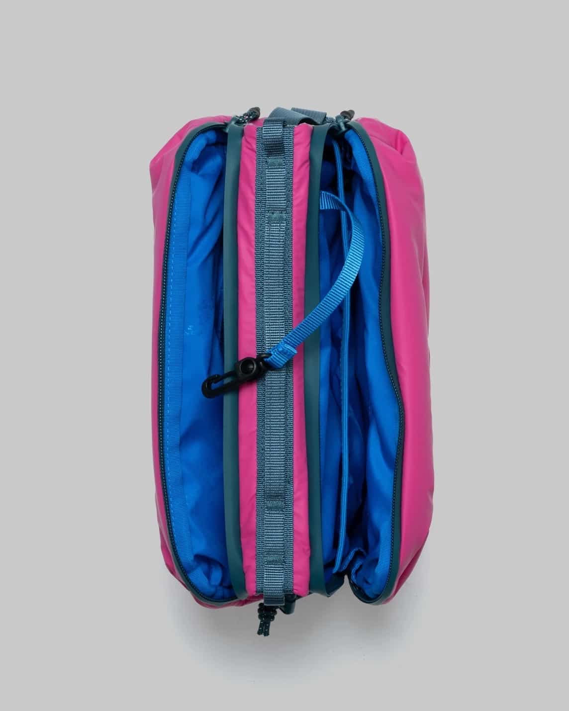 Topologie/トポロジー/Bottle Sacoche Large- pink Puffer- pink/MattCoated (Puffer) LARGE