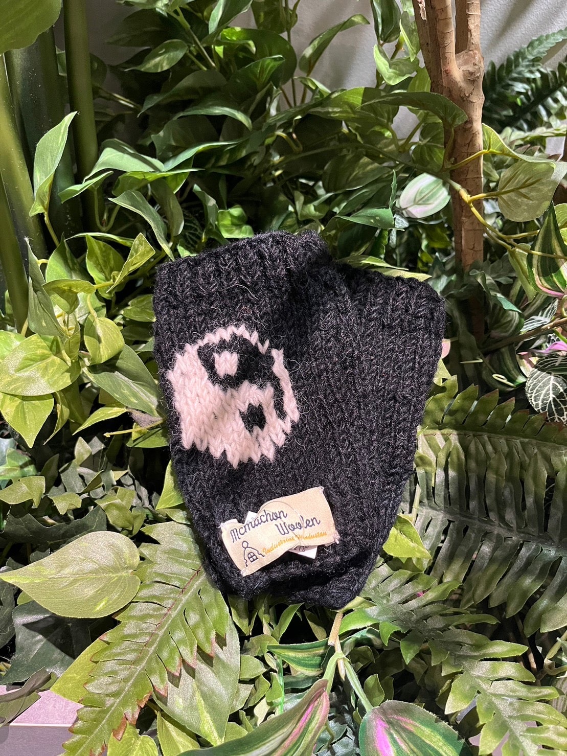 MacMahon Knitting Mills Hand Warmer - Yin＆Yang(FREE BLACK