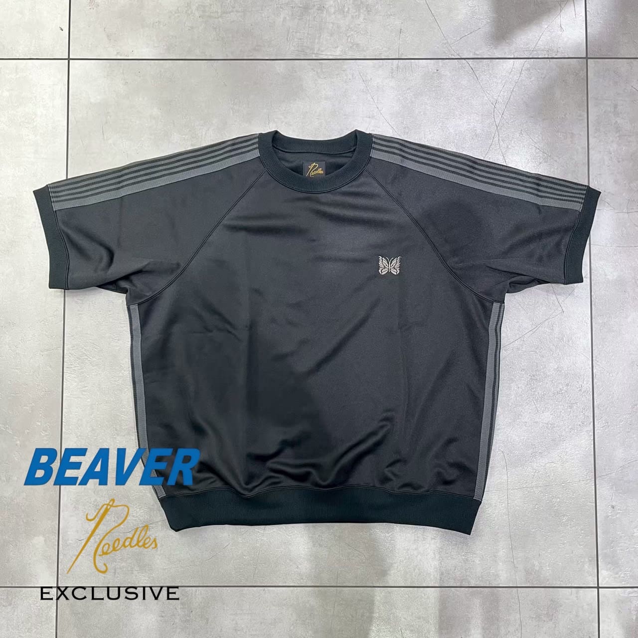 Needles/ニードルズ BEAVER×Needles 別注Track S/S Crew/トラッククルー BLACK × CHARCOAL S