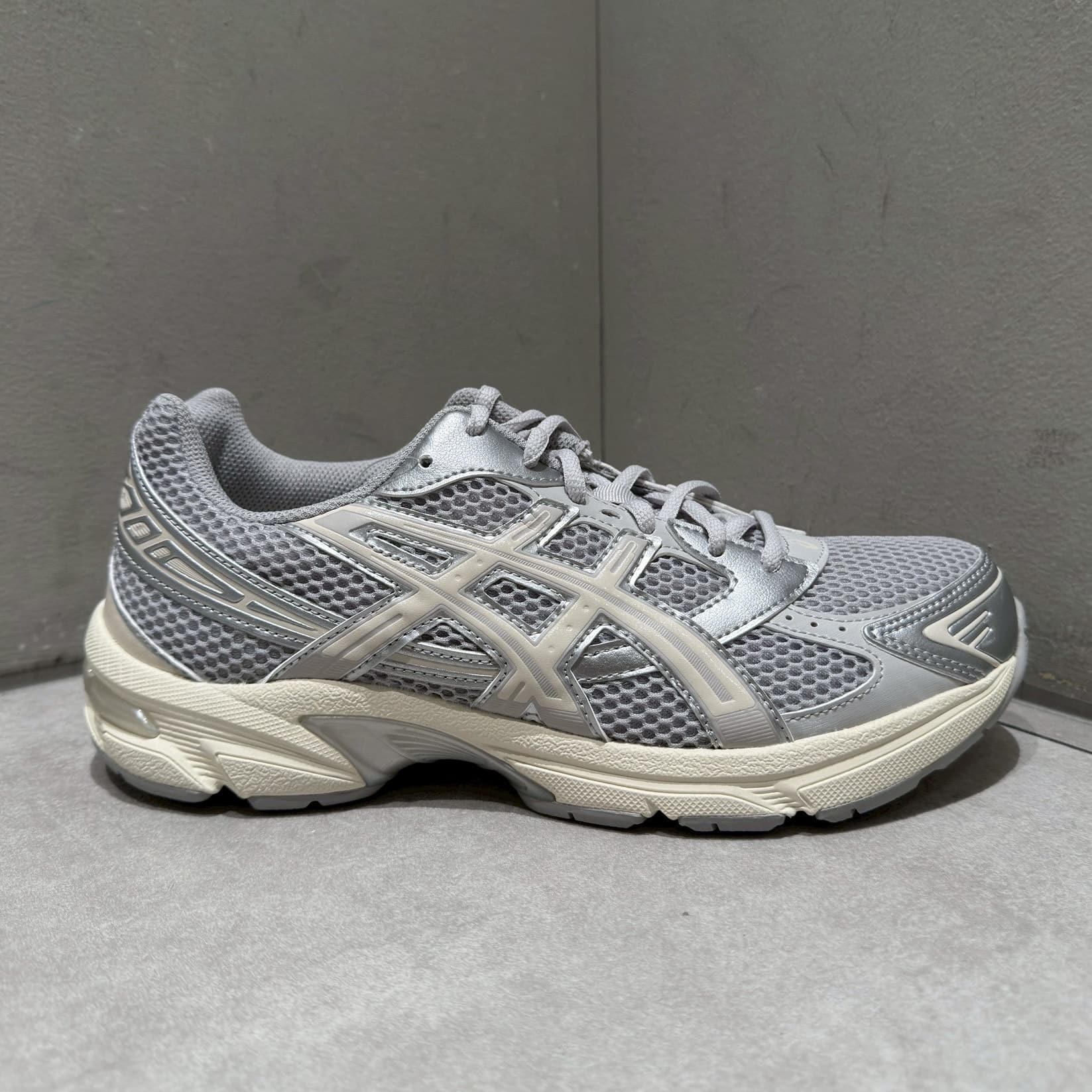 ASICS/アシックス/GEL-1130 CLOUD GREY/OATMEAL(23cm CLOUD GREY