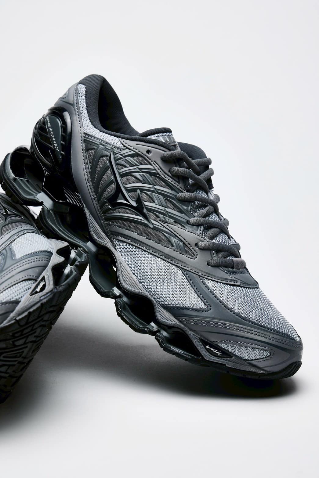 MIZUNO/ミズノ　WAVE PROPHECY LS センセティックレザー GREY 26.5cm