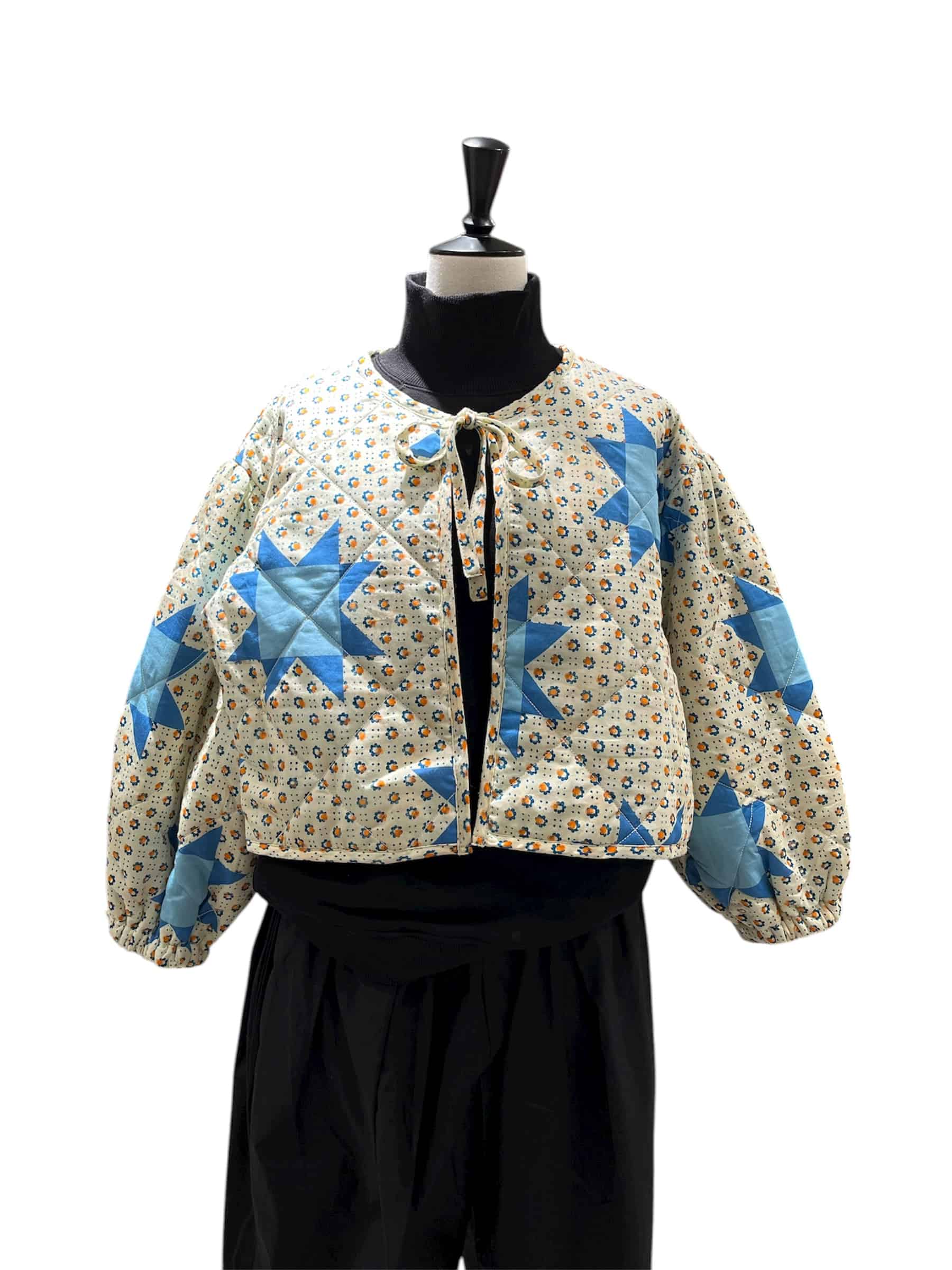 INDIA IS BEAUTIFUL/インディアイズビューティフル/ Cサテンキルトショートジャケット アイボリー FREE